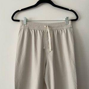 Outdoor Voices RecTrek jogger pants in White, size Small.